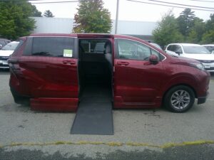 Toyota Sienna with Vantage Mobility Side Entry Automatic In Floor conversion