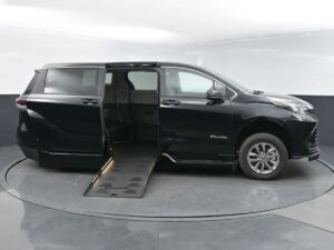 Black Toyota Sienna with BraunAbility Side Entry Automatic Fold Out conversion