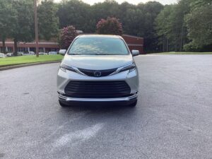 Silver Toyota Sienna with BraunAbility Side Entry Automatic In Floor conversion
