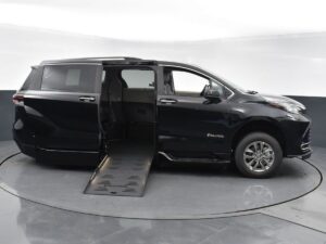 Black Toyota Sienna with BraunAbility Side Entry Automatic Fold Out conversion