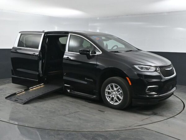Black Chrysler Pacifica with BraunAbility Side Entry Automatic Fold Out conversion