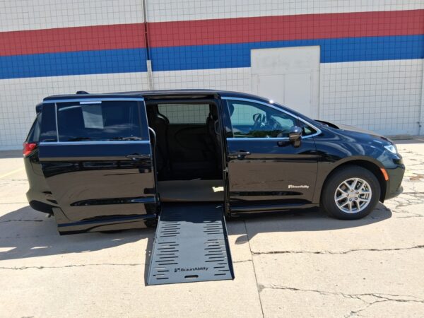 Black Chrysler Pacifica with BraunAbility Side Entry Automatic Fold Out conversion