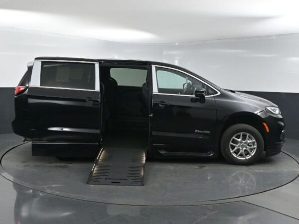 Black Chrysler Pacifica with BraunAbility Side Entry Automatic Fold Out conversion