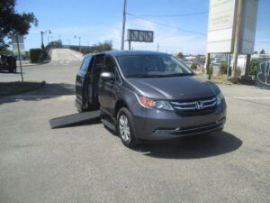 Grey Honda Odyssey with Vantage Mobility Side Entry Automatic In Floor conversion