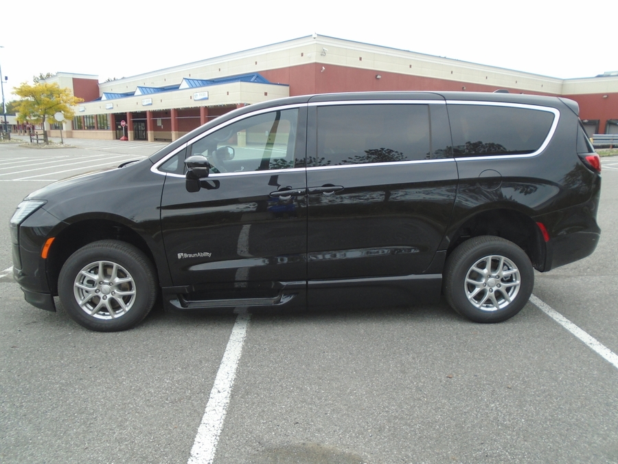 Black Chrysler Pacifica with BraunAbility Side Entry Automatic Fold Out conversion