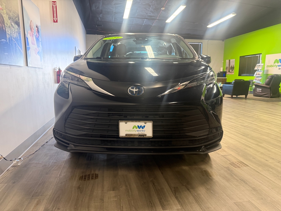 Black Toyota Sienna with Vantage Mobility Rear Entry Manual Fold Out conversion
