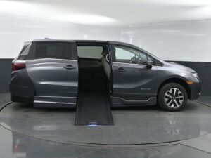 Grey Honda Odyssey with BraunAbility Side Entry Automatic In Floor conversion