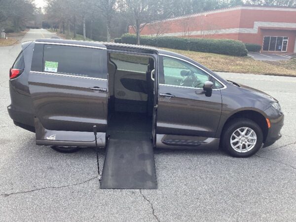 Grey Chrysler Voyager with Vantage Mobility Side Entry Manual In Floor conversion