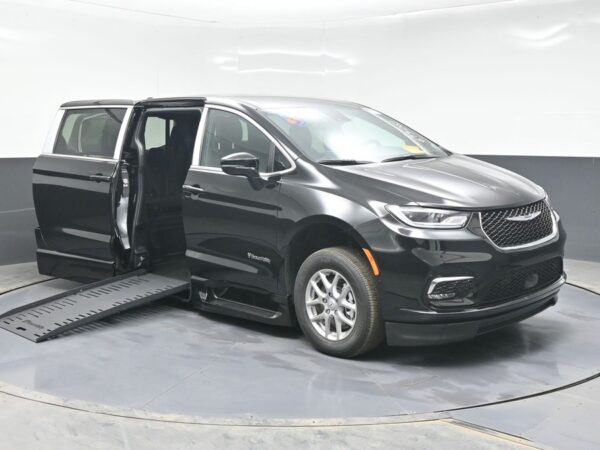 Black Chrysler Pacifica with BraunAbility Side Entry Automatic Fold Out conversion