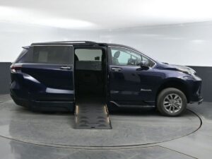 Blue Toyota Sienna with BraunAbility Side Entry Automatic Fold Out conversion