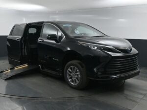 Black Toyota Sienna with BraunAbility Side Entry Automatic Fold Out conversion