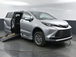 Silver Toyota Sienna with BraunAbility Side Entry Automatic Fold Out conversion