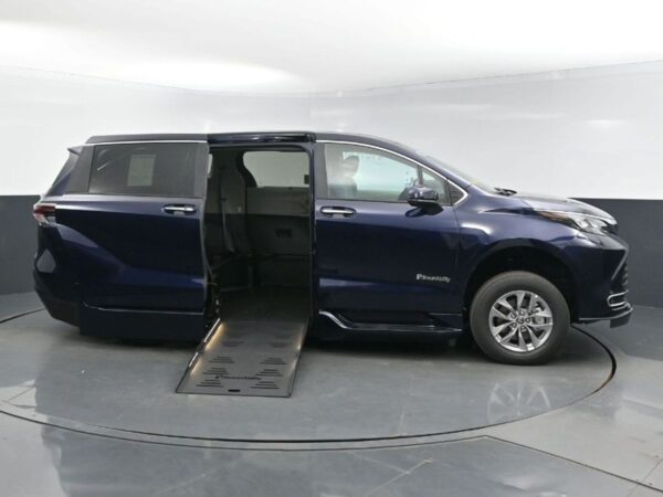 Blue Toyota Sienna with BraunAbility Side Entry Automatic Fold Out conversion