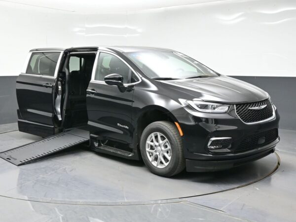 Black Chrysler Pacifica with BraunAbility Side Entry Automatic In Floor conversion