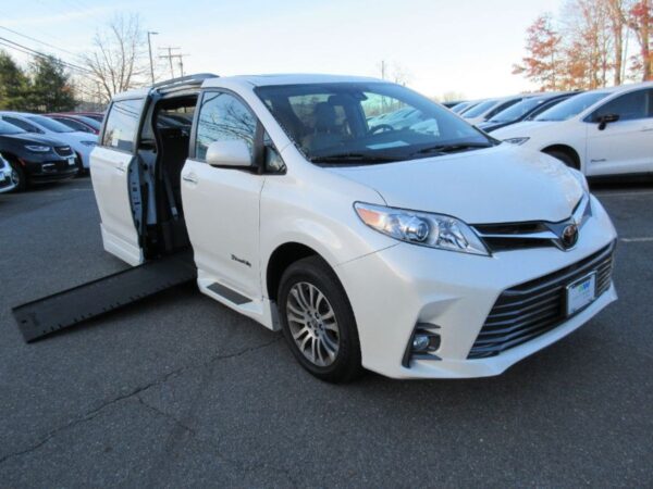 White Toyota Sienna with BraunAbility Side Entry Automatic In Floor conversion