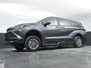 Magnetic Gray Toyota Sienna with BraunAbility Side Entry Automatic Fold Out conversion