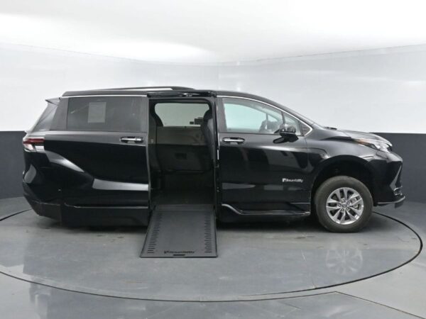 Black Toyota Sienna with BraunAbility Side Entry Automatic In Floor conversion