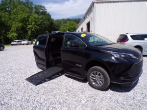 Black Toyota Sienna with BraunAbility Side Entry Automatic Fold Out conversion