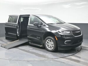 Black Chrysler Pacifica with BraunAbility Side Entry Automatic In Floor conversion