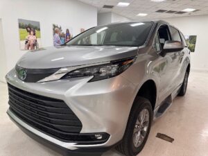 Silver Toyota Sienna with BraunAbility Side Entry Automatic Fold Out conversion