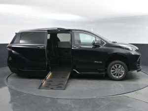 Black Toyota Sienna with BraunAbility Side Entry Automatic Fold Out conversion