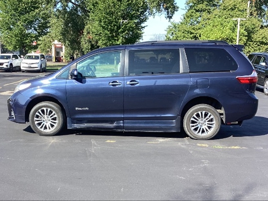 Blue Toyota Sienna with BraunAbility Side Entry Automatic Fold Out conversion