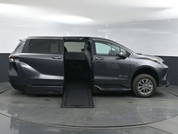 Grey Toyota Sienna with BraunAbility Side Entry Automatic In Floor conversion