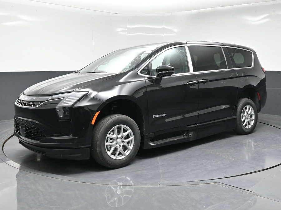 Black Chrysler Pacifica with BraunAbility Side Entry Automatic Fold Out conversion