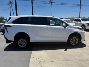 White Toyota Sienna with Vantage Mobility Rear Entry Manual Fold Out conversion
