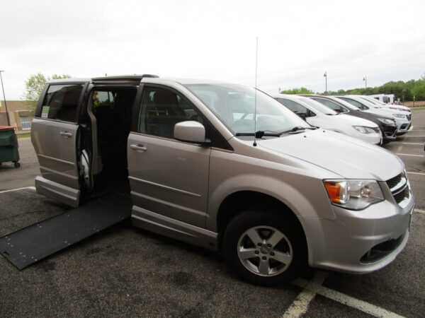Silver Dodge Grand Caravan with Vantage Mobility Side Entry Automatic In Floor conversion