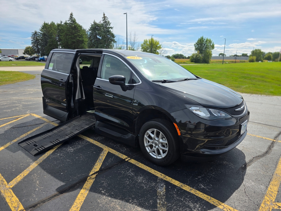 Black Chrysler Voyager with Vantage Mobility Side Entry Automatic Fold Out conversion