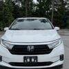 White Honda Odyssey with Vantage Mobility Side Entry Automatic In Floor conversion