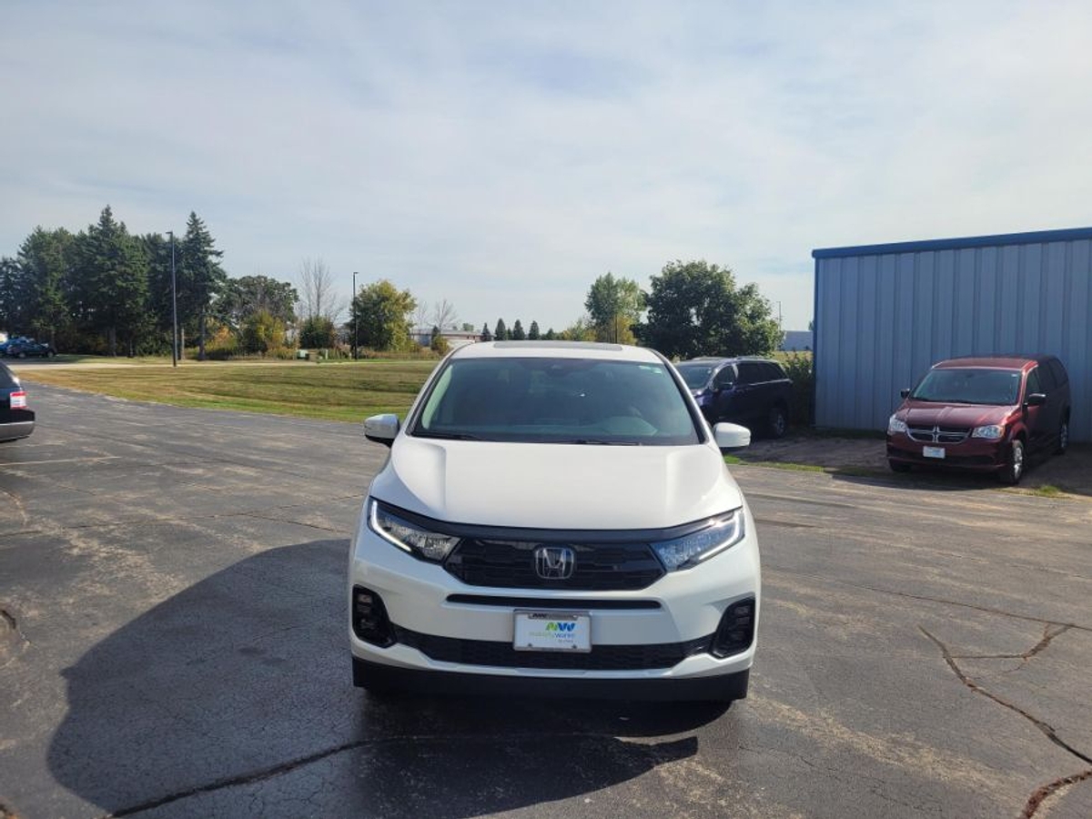 New 2025 Honda Odyssey Elite Wheelchair Van - SB021674
