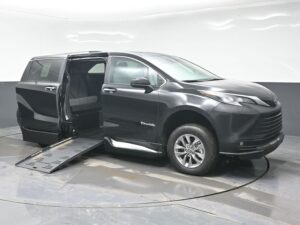 Black Toyota Sienna with BraunAbility Side Entry Automatic Fold Out conversion