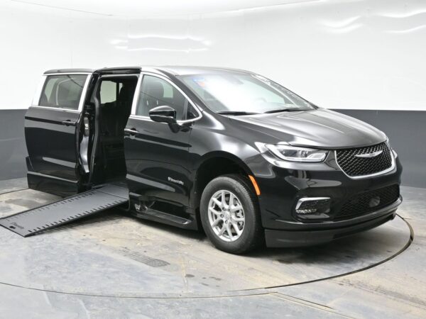 Black Chrysler Pacifica with BraunAbility Side Entry Automatic In Floor conversion
