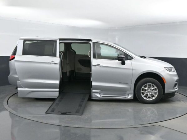 Silver Chrysler Pacifica with BraunAbility Side Entry Automatic In Floor conversion