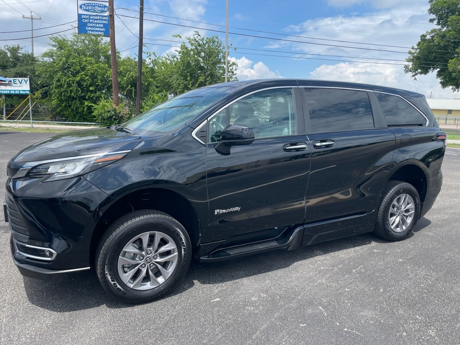 Black Toyota Sienna with BraunAbility Side Entry Automatic Fold Out conversion