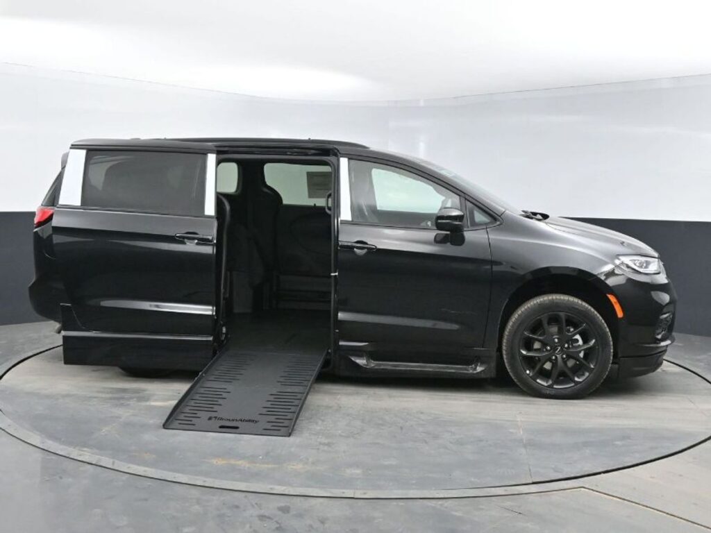 Black Chrysler Pacifica with BraunAbility Side Entry Automatic Fold Out conversion