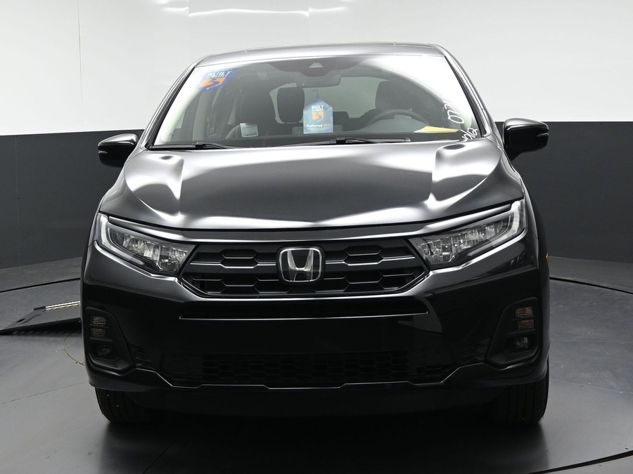 Black Honda Odyssey with BraunAbility Side Entry Automatic In Floor conversion