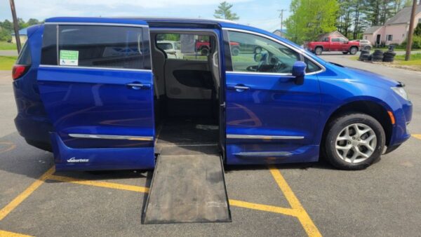 Blue Chrysler Pacifica with Vantage Mobility Side Entry Automatic In Floor conversion