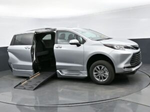 Silver Toyota Sienna with BraunAbility Side Entry Automatic Fold Out conversion