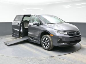 Grey Honda Odyssey with BraunAbility Side Entry Automatic In Floor conversion