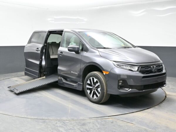 Grey Honda Odyssey with BraunAbility Side Entry Automatic In Floor conversion