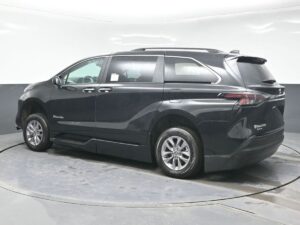 Black Toyota Sienna with BraunAbility Side Entry Automatic Fold Out conversion