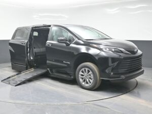 Black Toyota Sienna with BraunAbility Side Entry Automatic Fold Out conversion