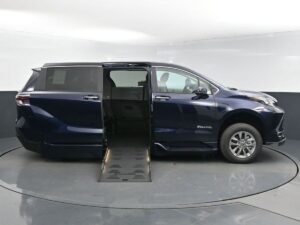 Blue Toyota Sienna with BraunAbility Side Entry Automatic Fold Out conversion