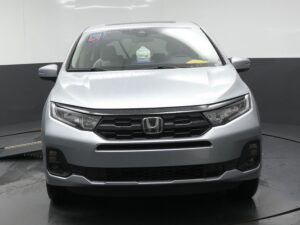 Silver Honda Odyssey with BraunAbility Side Entry Automatic In Floor conversion