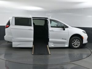 White Chrysler Pacifica with BraunAbility Side Entry Automatic In Floor conversion
