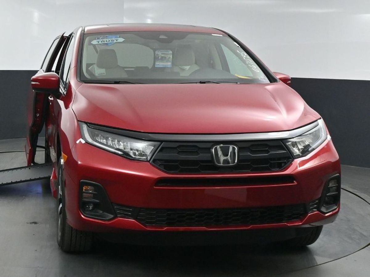 New 2025 Honda Odyssey EX-L Wheelchair Van - SB067595