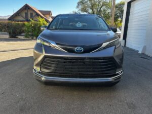 Grey Toyota Sienna with BraunAbility Side Entry Automatic In Floor conversion